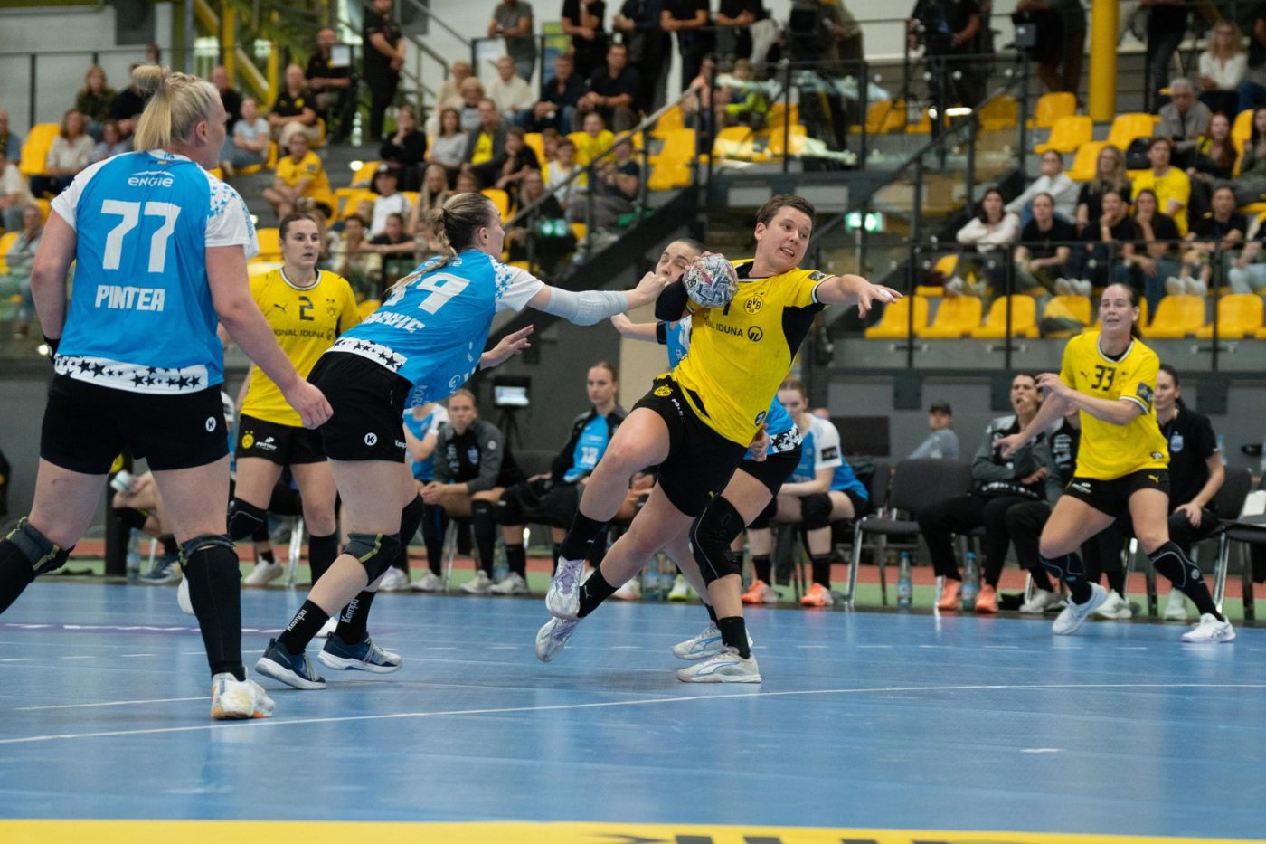 Dortmund-CSM Bükreş maçından