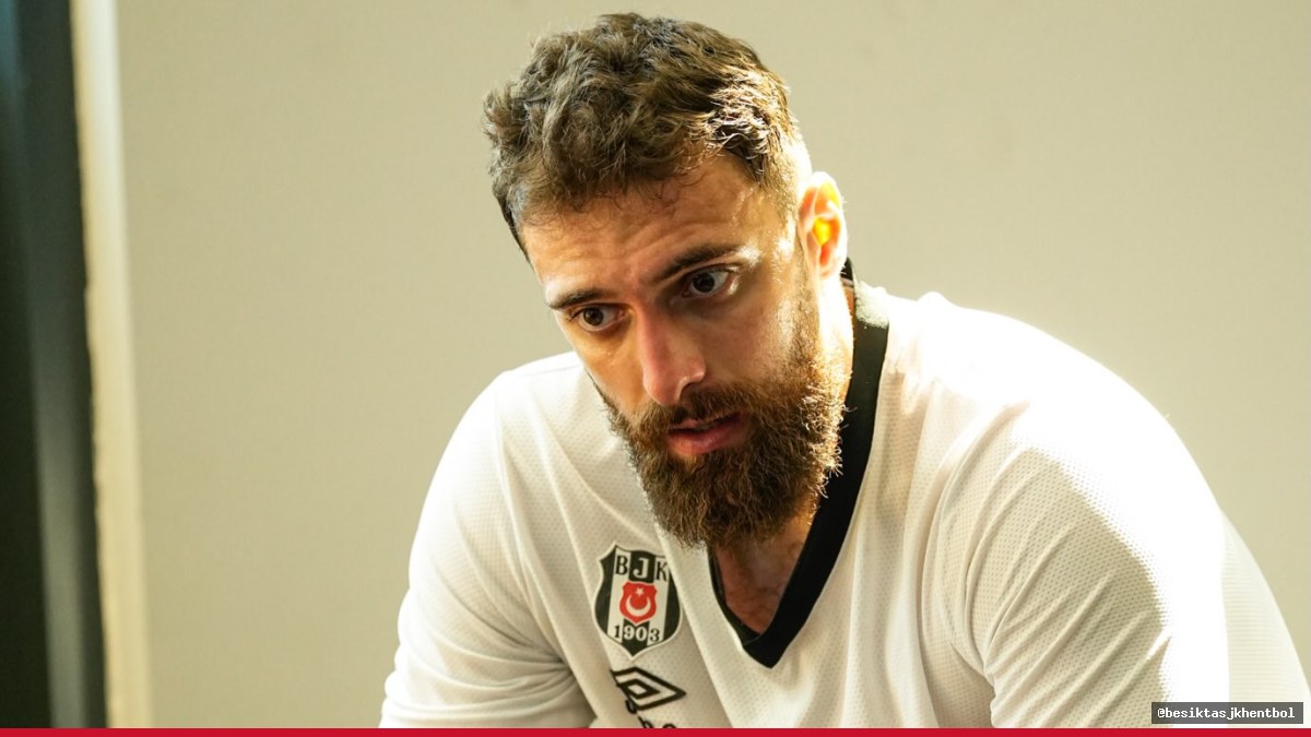 Beşiktaş'ta hazırlıklar sürüyor: Sahadan spor salonuna disiplinli çalışma